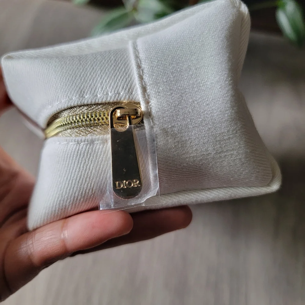 Flash Sale🎉 Authentic Dior White Cosmetic Pouch